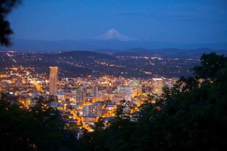 intimate tickles adult toy partys of oregon Derek storme 768x512